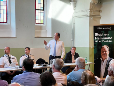 Stephen Hammond MP speaking at his Crime Meeting